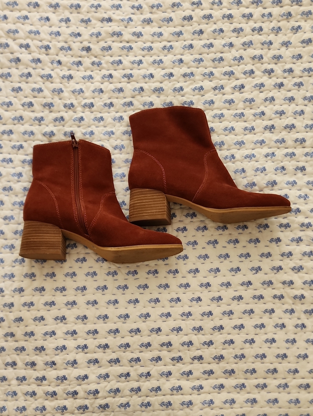 Lucky Brand Laiden Suede Ankle Boots Rust Brown Block Heel Size 9M